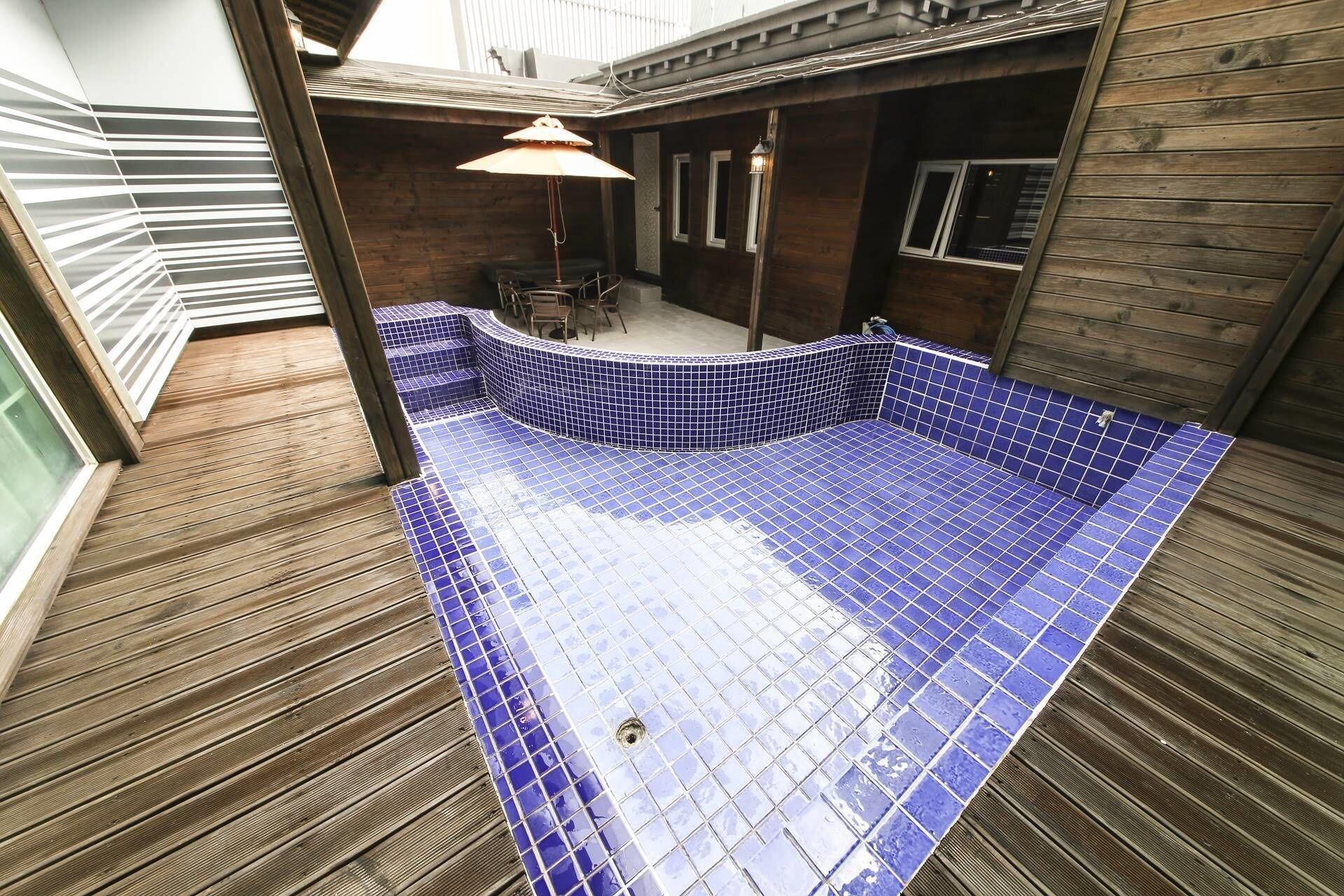 Almond Hotel Gupo Station Busan Eksteriør billede